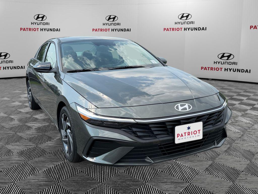 used 2025 Hyundai Elantra car, priced at $21,402