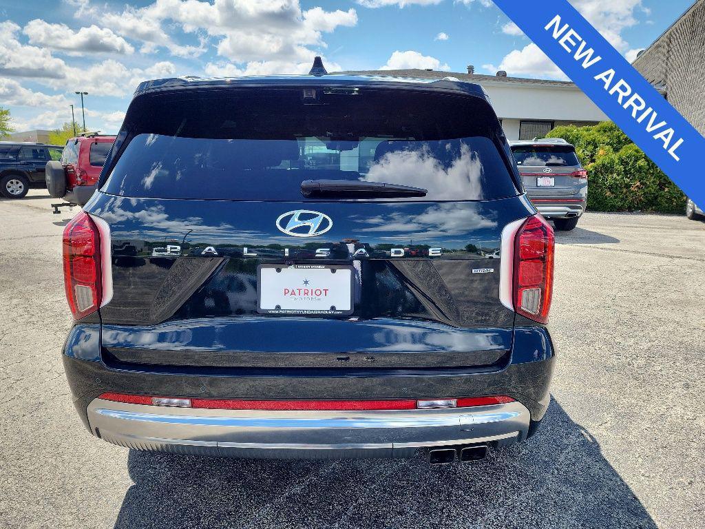 used 2023 Hyundai Palisade car, priced at $39,149