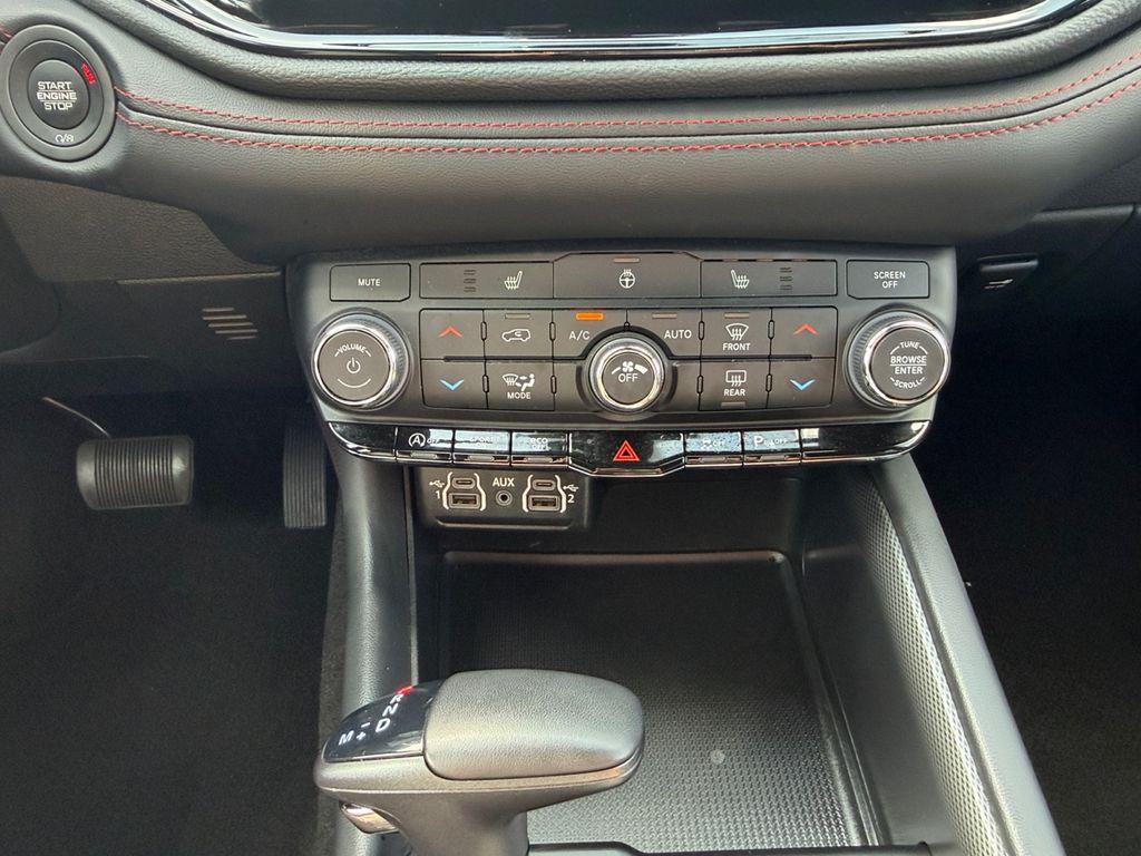 used 2025 Dodge Durango car, priced at $32,387