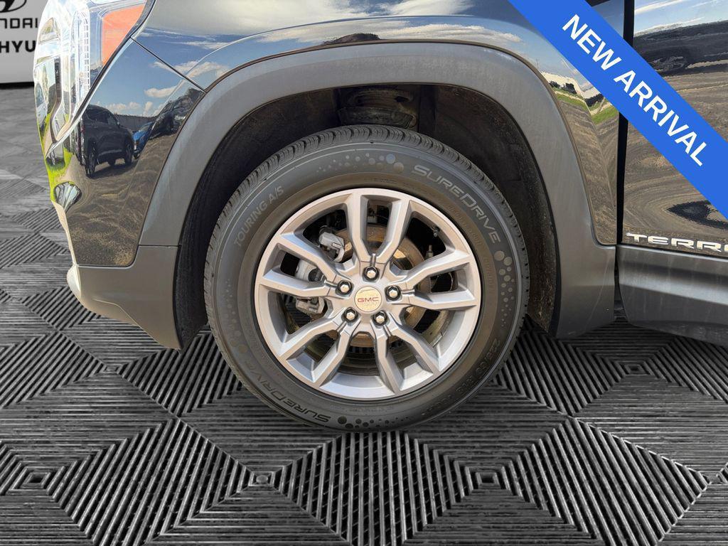 used 2024 GMC Terrain car, priced at $22,415