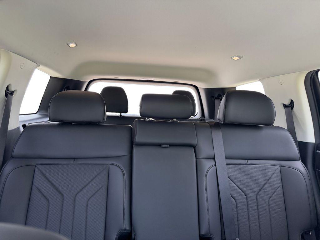 used 2026 Hyundai Santa Fe car, priced at $31,662