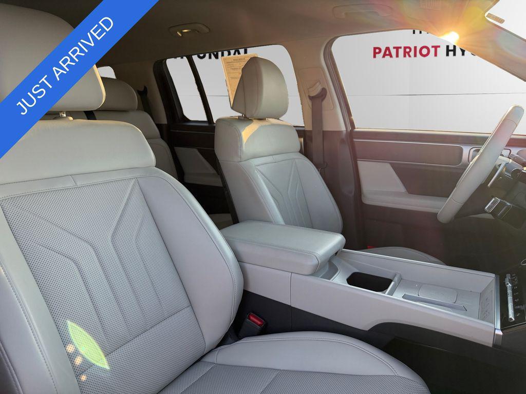 used 2025 Hyundai Santa Fe car, priced at $33,995