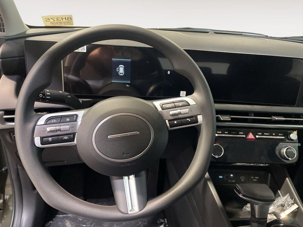 new 2026 Hyundai Tucson car, priced at $29,170