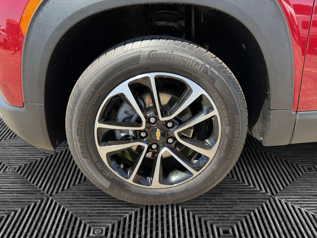 used 2025 Chevrolet TrailBlazer car, priced at $22,340