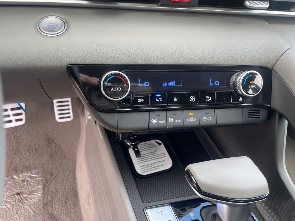 new 2026 Hyundai Elantra car, priced at $23,138