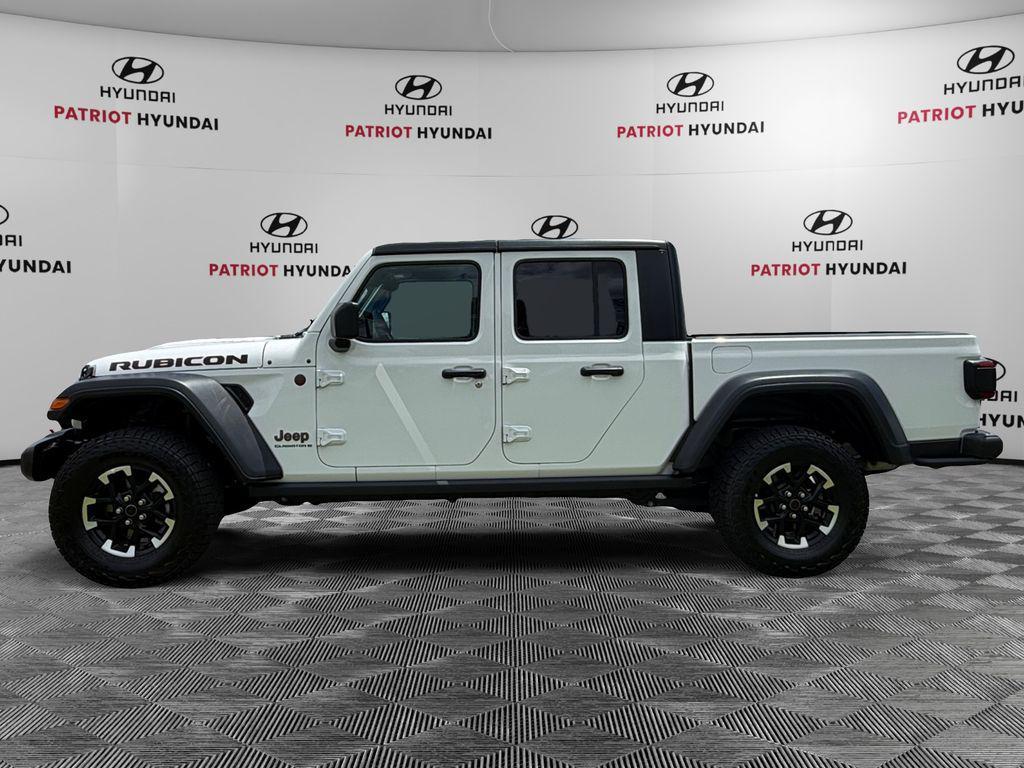 used 2026 Jeep Gladiator car, priced at $43,687
