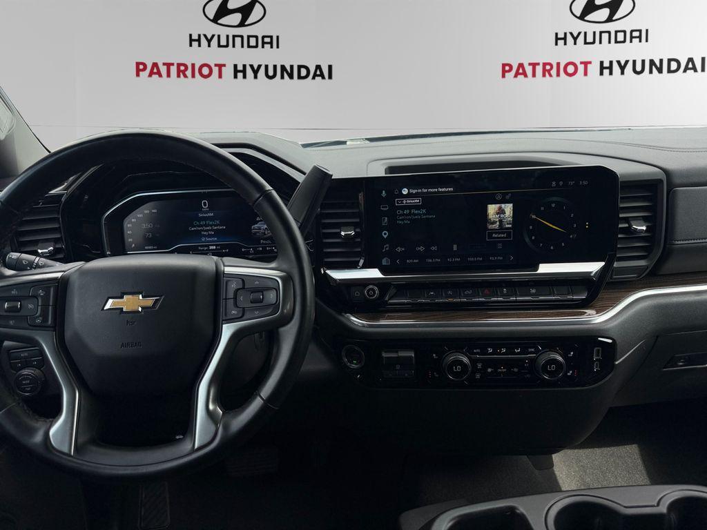 used 2025 Chevrolet Silverado 1500 car, priced at $36,862
