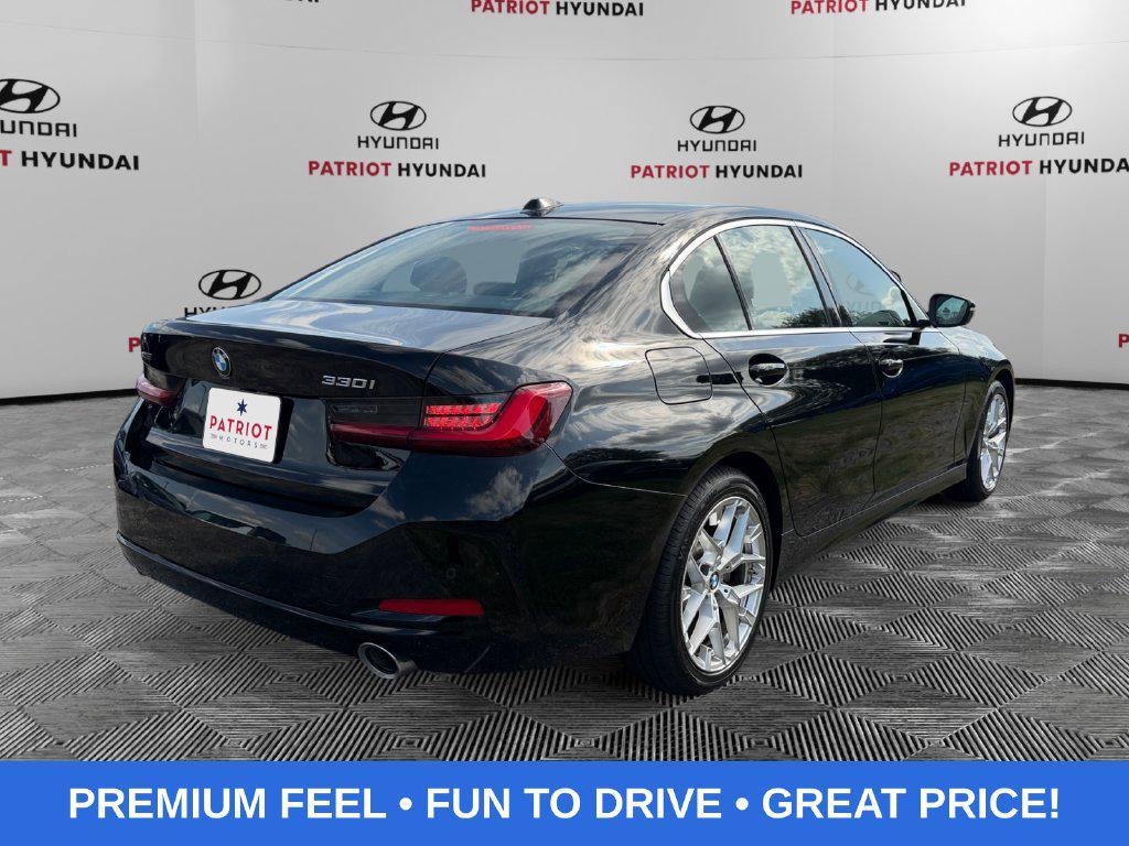 BMW 3 Series view 3