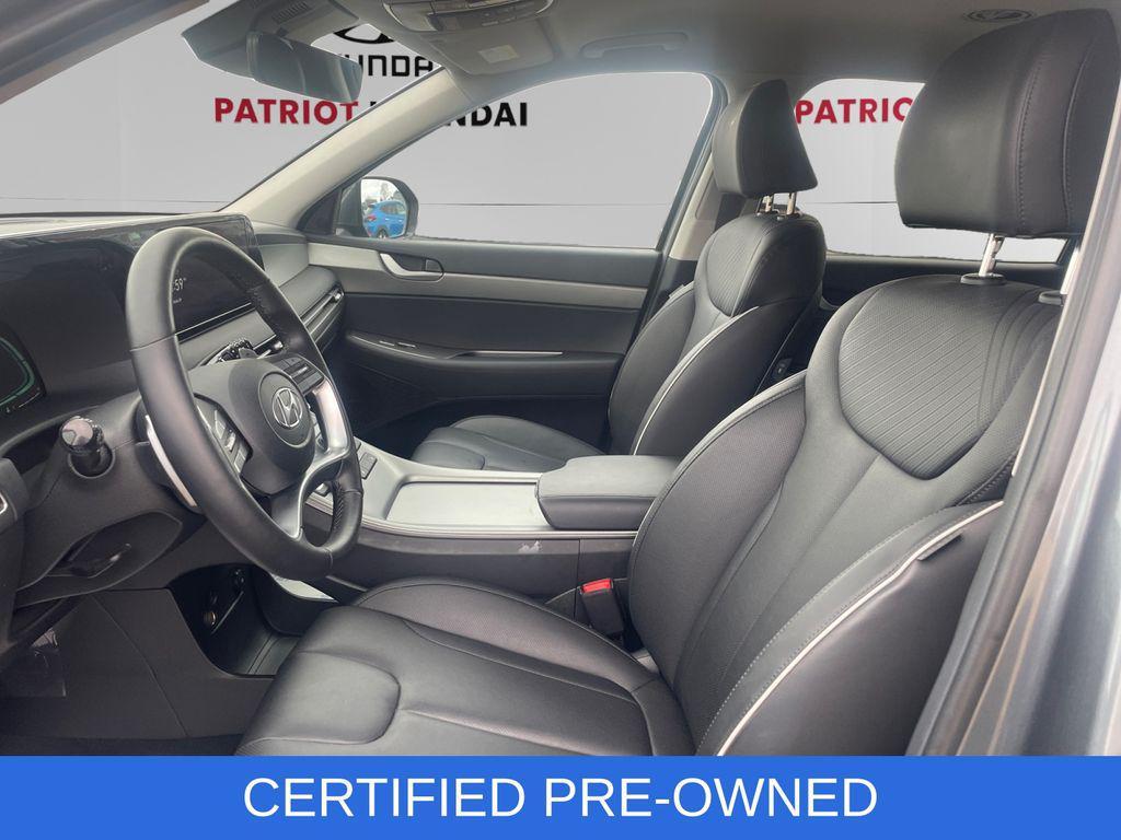 used 2025 Hyundai Palisade car, priced at $40,307