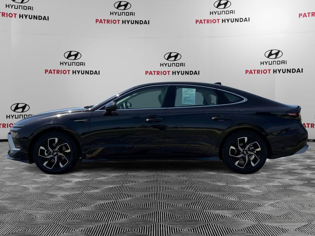 used 2025 Hyundai Sonata car, priced at $22,249