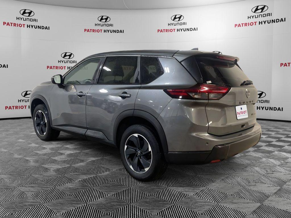 used 2024 Nissan Rogue car, priced at $22,984