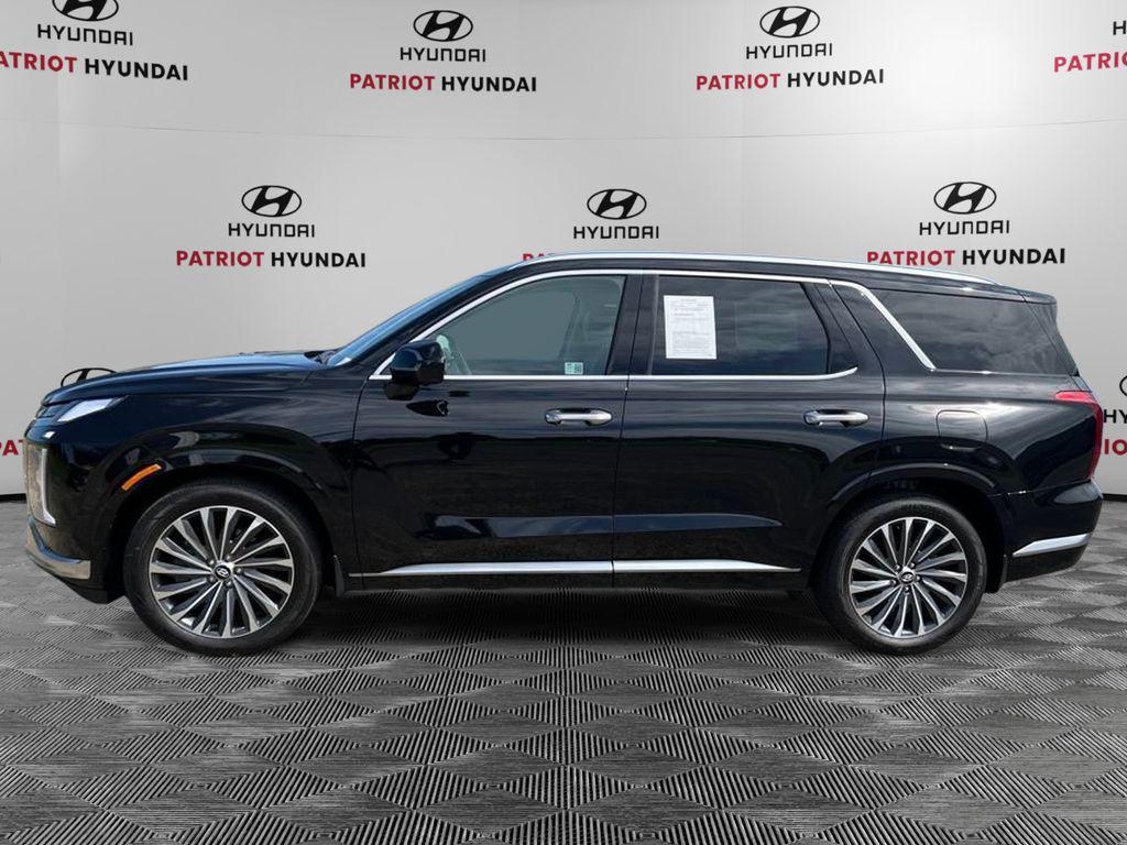 used 2024 Hyundai Palisade car, priced at $40,441