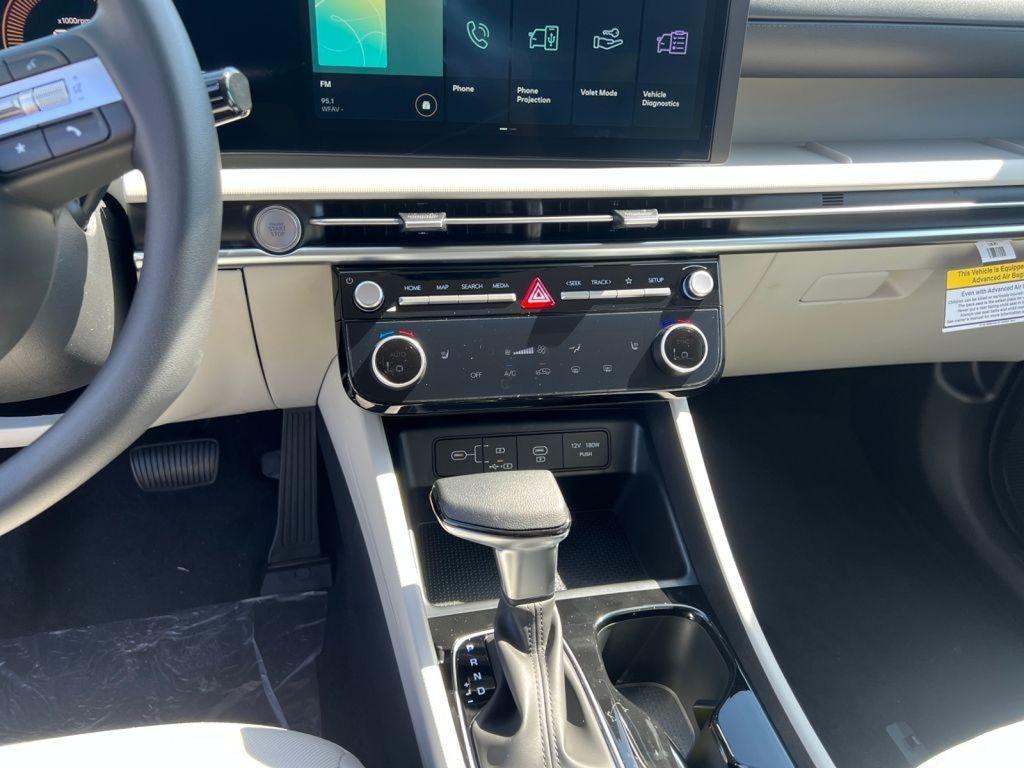 new 2026 Hyundai Tucson car, priced at $30,925