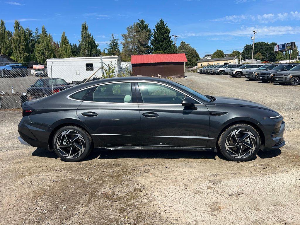 new 2026 Hyundai Sonata car, priced at $28,636