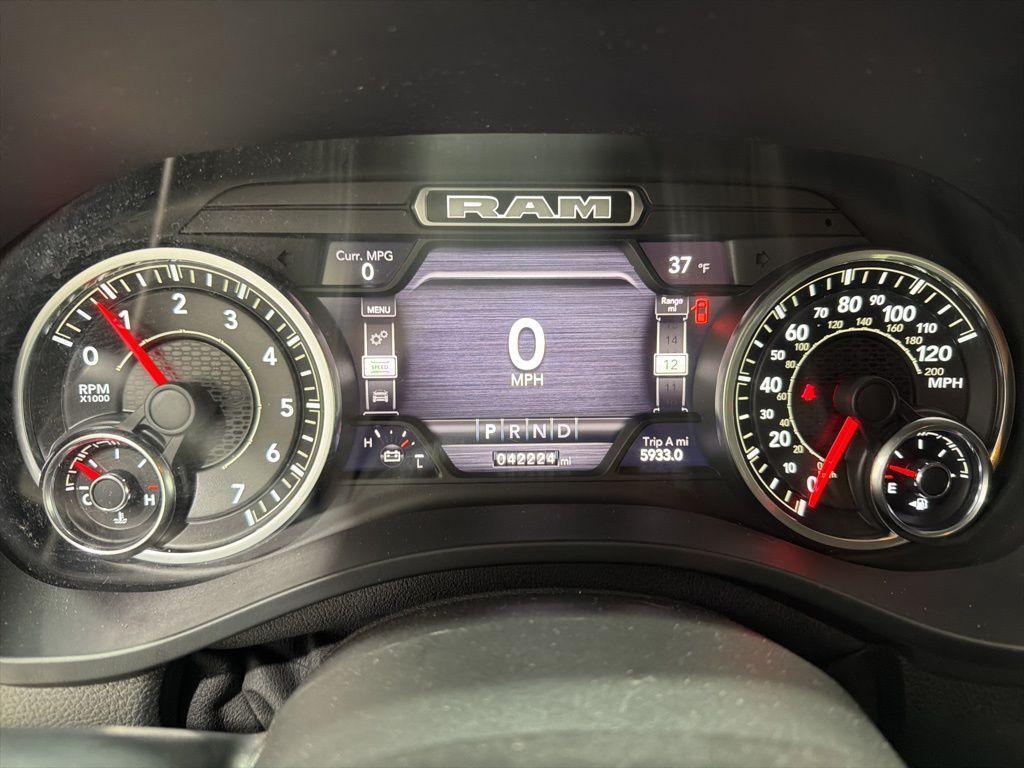 used 2022 Ram 1500 car, priced at $28,000