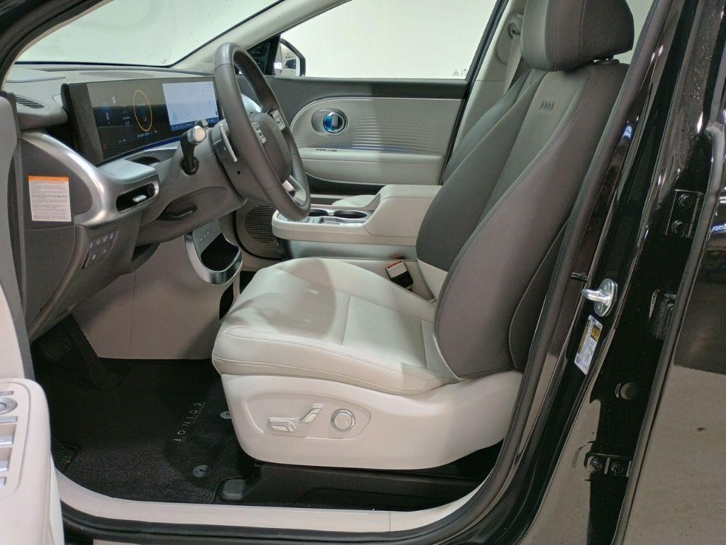 new 2026 Hyundai IONIQ 9 car, priced at $58,311
