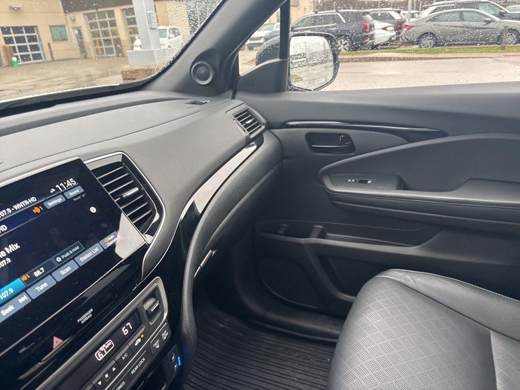 used 2023 Honda Passport car, priced at $35,944