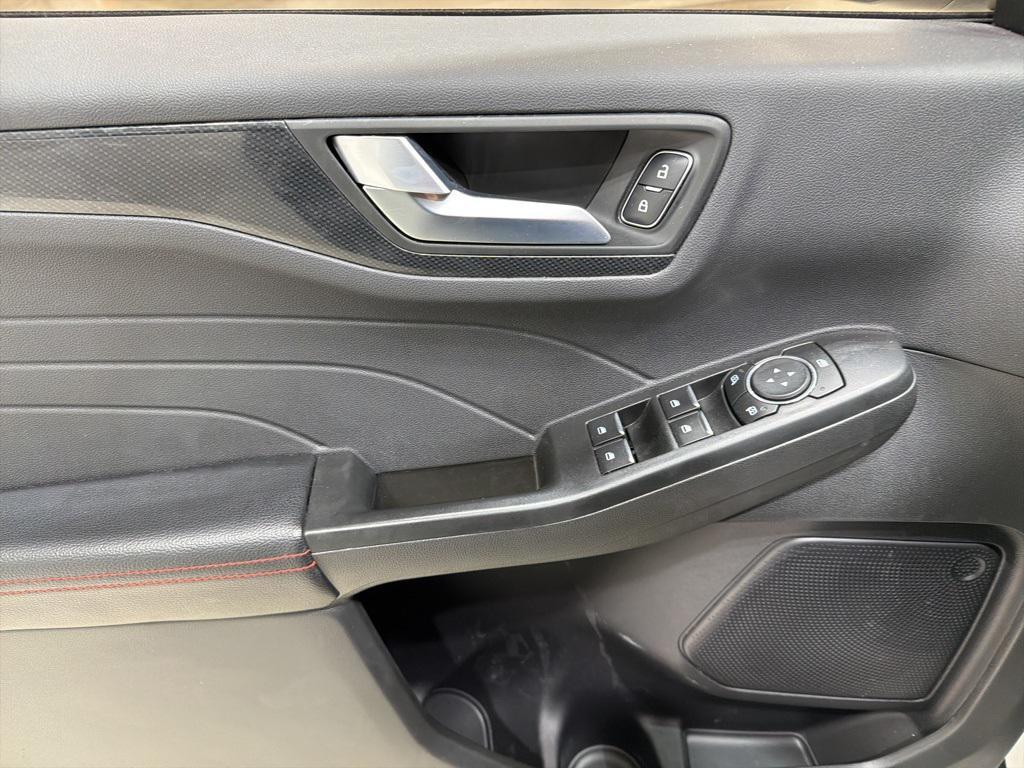 used 2023 Ford Escape car, priced at $20,944