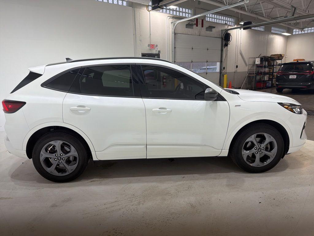 used 2023 Ford Escape car, priced at $20,494