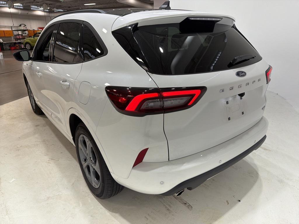 used 2023 Ford Escape car, priced at $20,944