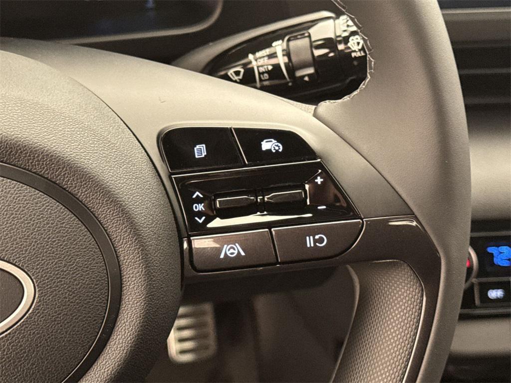 new 2025 Hyundai Elantra car, priced at $20,493