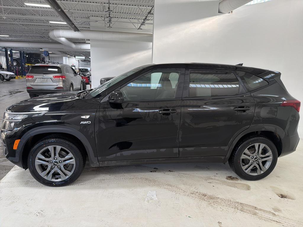 used 2023 Kia Seltos car, priced at $17,494