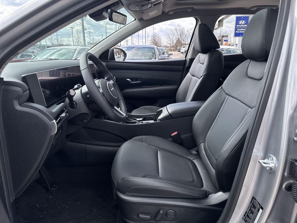 new 2025 Hyundai Tucson car, priced at $33,778