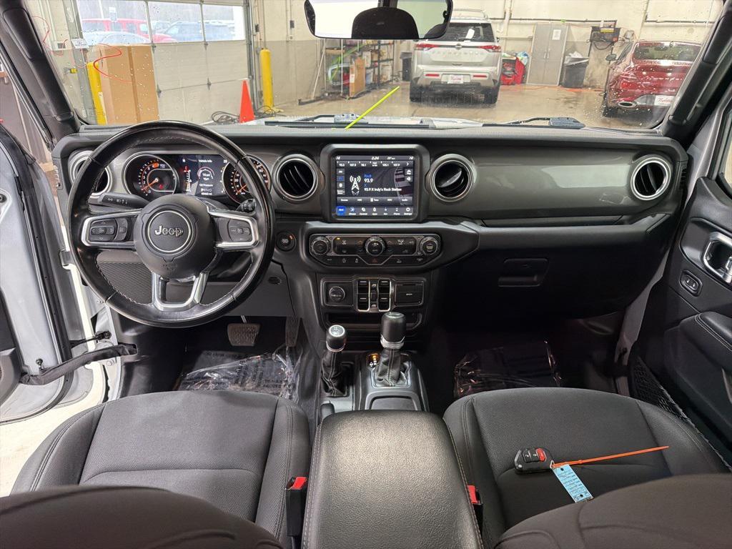 used 2022 Jeep Wrangler Unlimited car, priced at $27,994