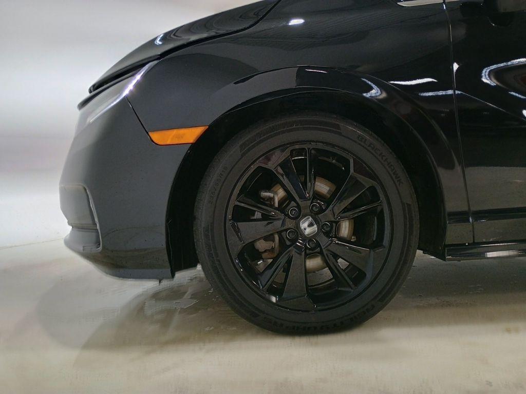 used 2023 Honda Odyssey car, priced at $33,334