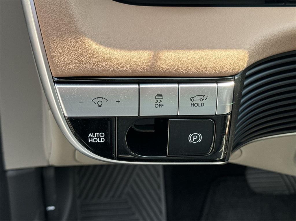 new 2024 Hyundai IONIQ 5 car, priced at $43,994