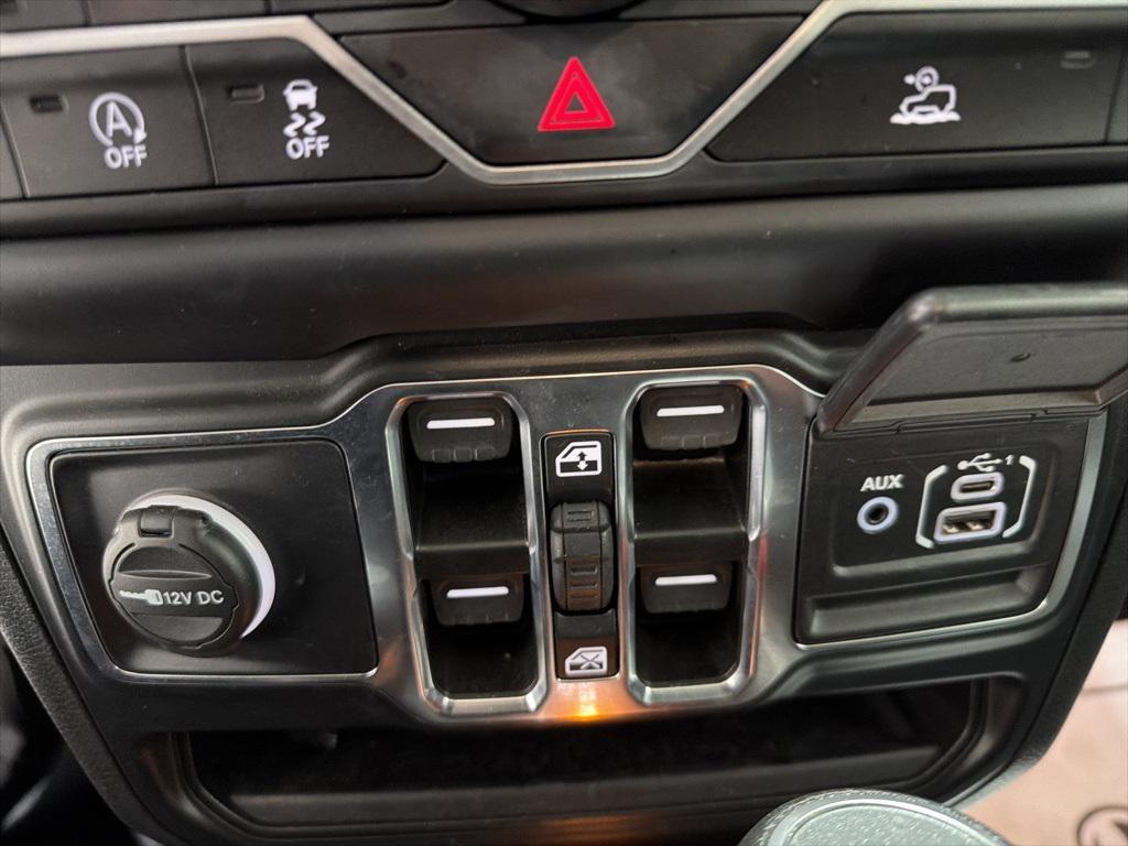 used 2022 Jeep Wrangler Unlimited car, priced at $28,494