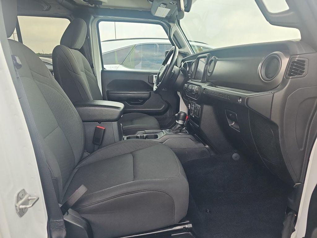 used 2022 Jeep Wrangler Unlimited car, priced at $27,494