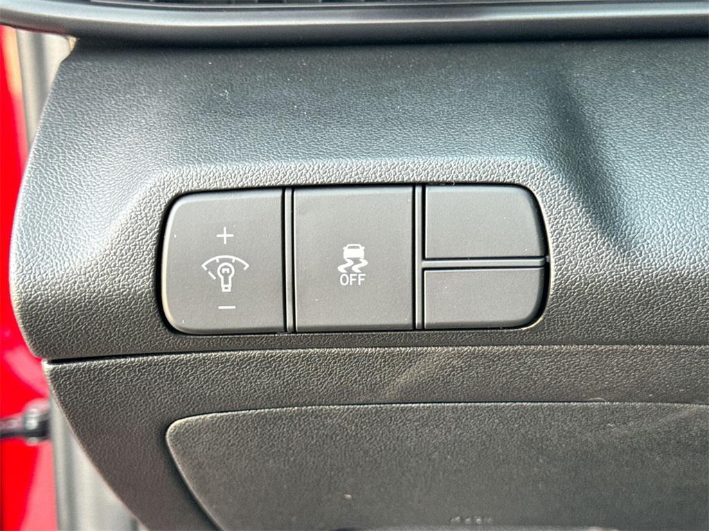 new 2025 Hyundai Elantra car, priced at $22,123