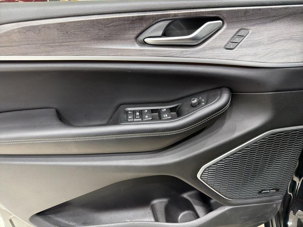 used 2023 Jeep Grand Cherokee L car, priced at $26,224