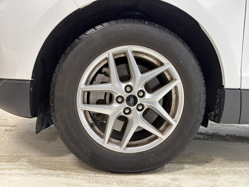 used 2024 Ford Edge car, priced at $20,444