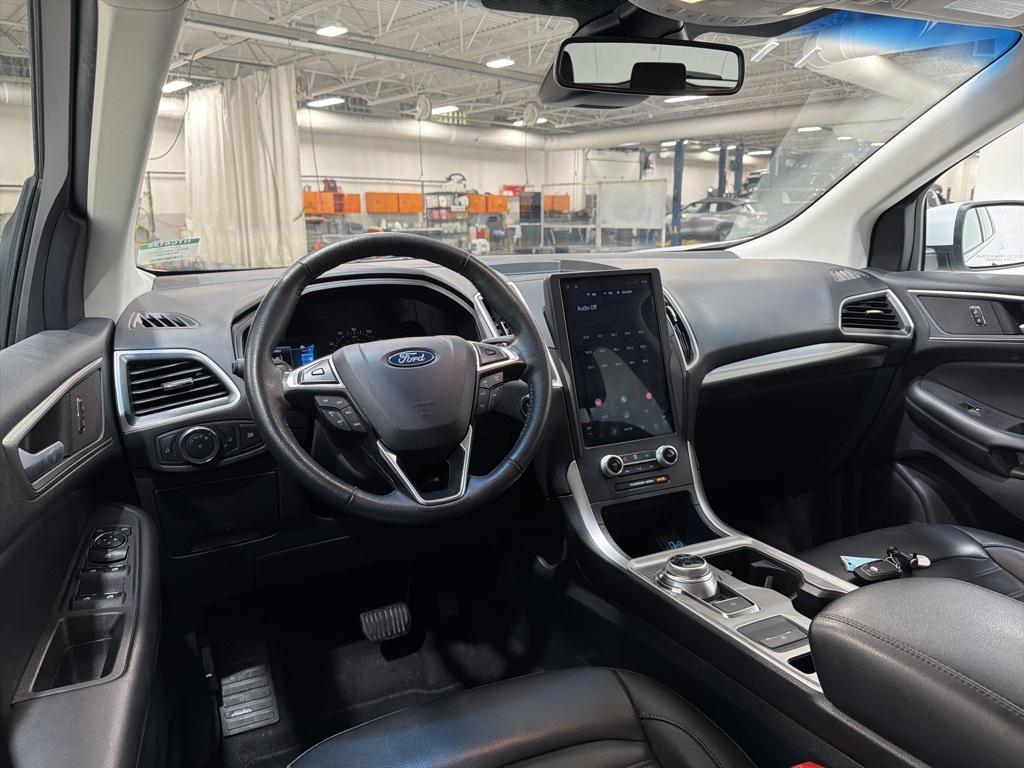 used 2024 Ford Edge car, priced at $20,444