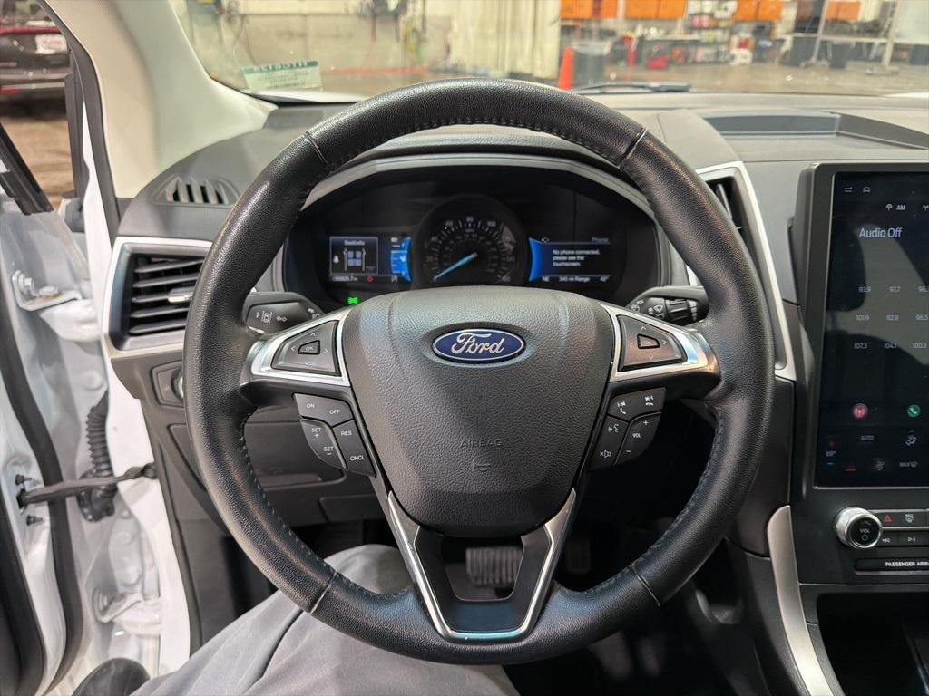 used 2024 Ford Edge car, priced at $20,444