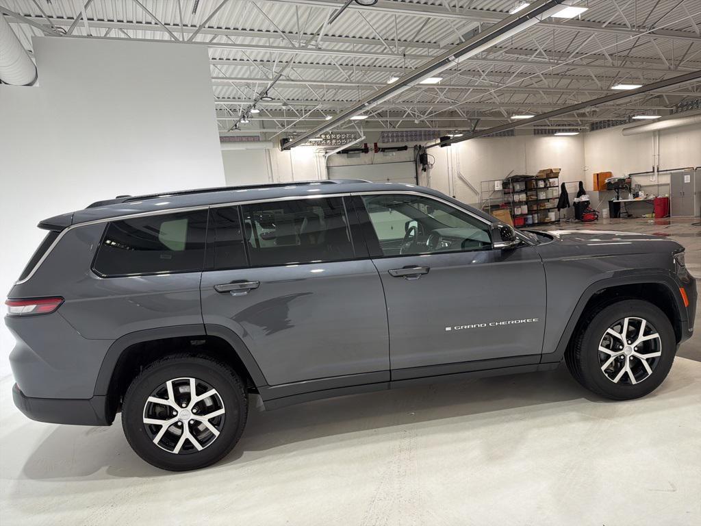 used 2024 Jeep Grand Cherokee L car, priced at $29,844