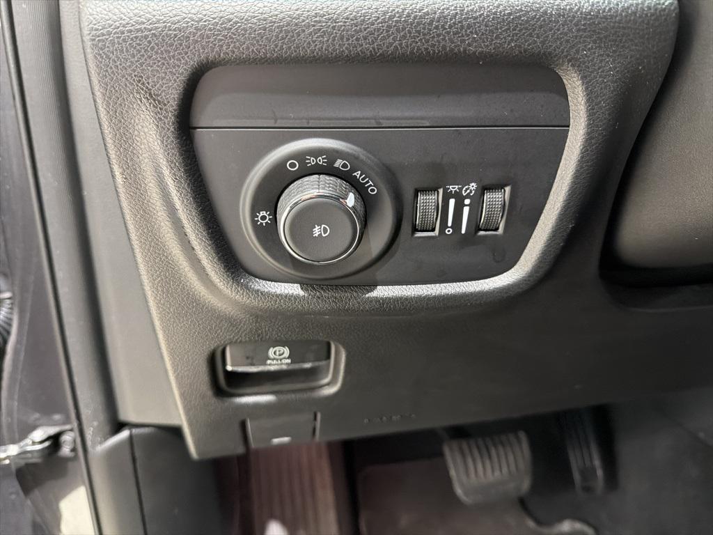 used 2024 Jeep Grand Cherokee L car, priced at $29,844