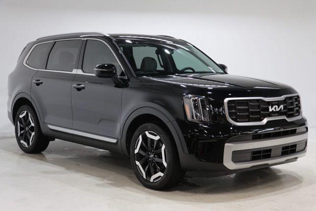 used 2024 Kia Telluride car, priced at $32,267