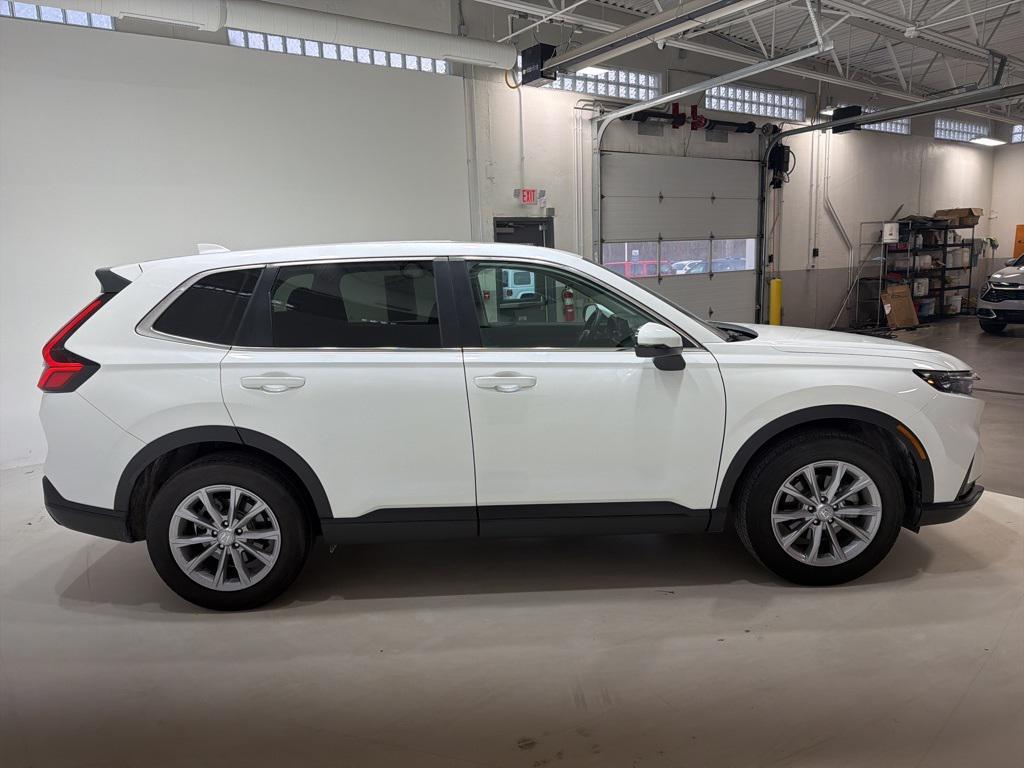 used 2025 Honda CR-V car, priced at $29,224