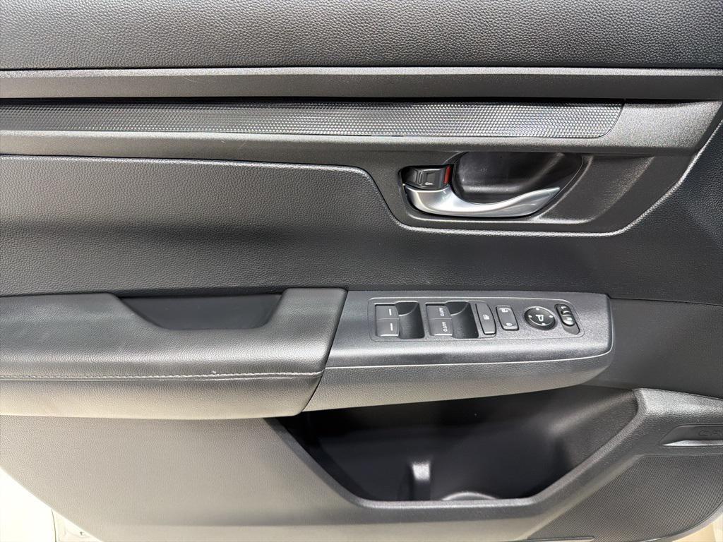 used 2025 Honda CR-V car, priced at $29,224