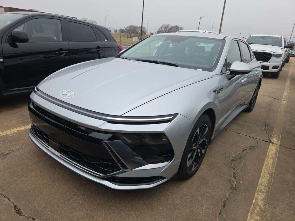 used 2025 Hyundai Sonata car, priced at $21,994