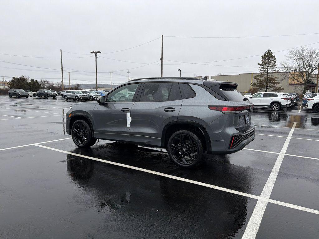 new 2026 Volkswagen Tiguan car, priced at $38,932