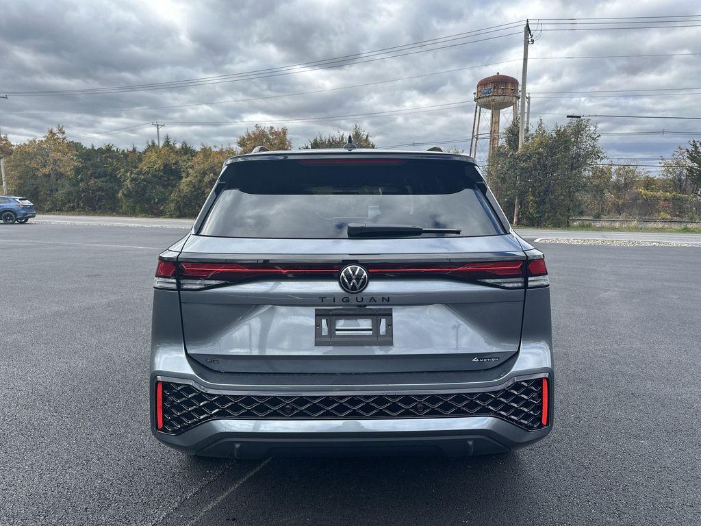 new 2026 Volkswagen Tiguan car, priced at $39,087