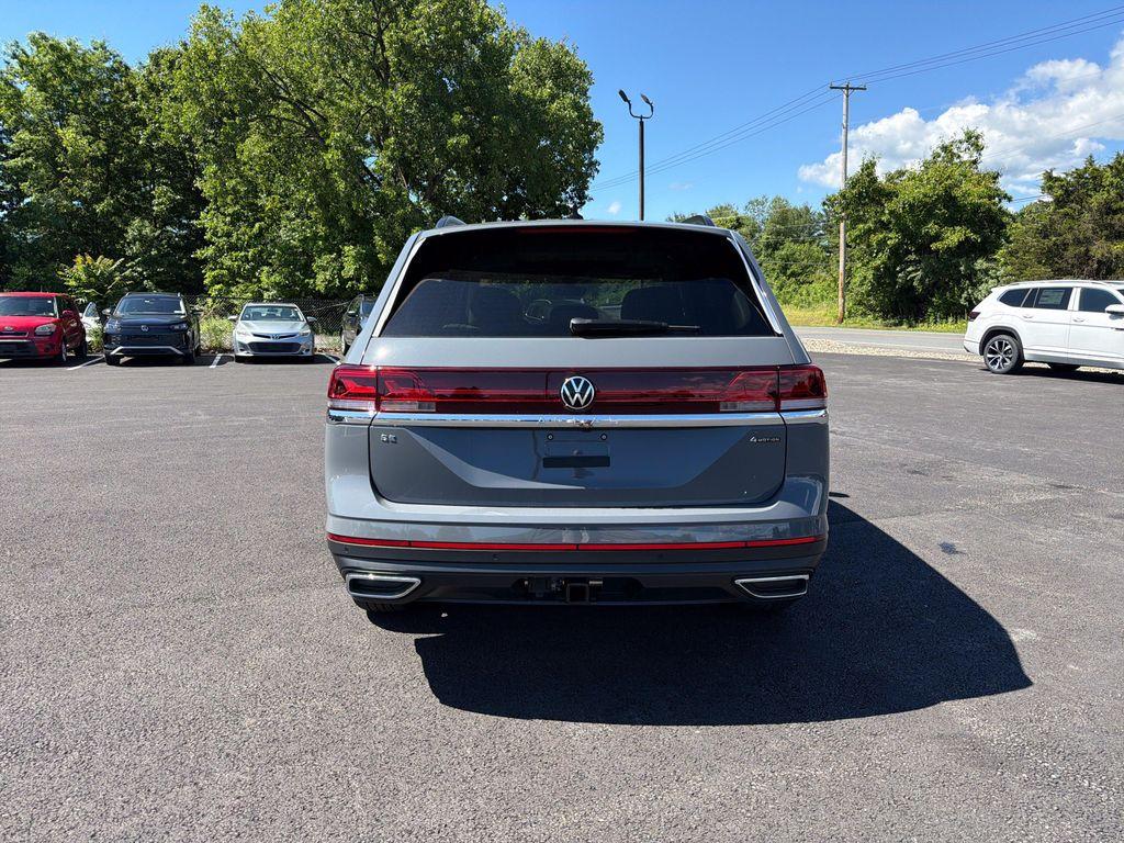 new 2026 Volkswagen Atlas car, priced at $45,179