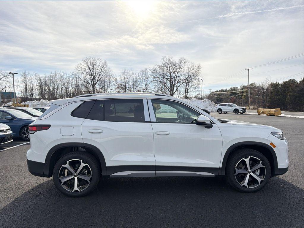 new 2026 Volkswagen Tiguan car, priced at $37,193