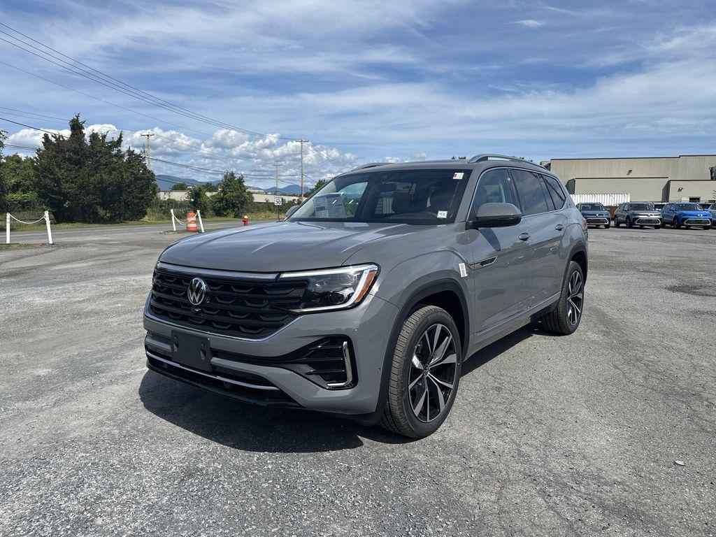 new 2026 Volkswagen Atlas car, priced at $53,398