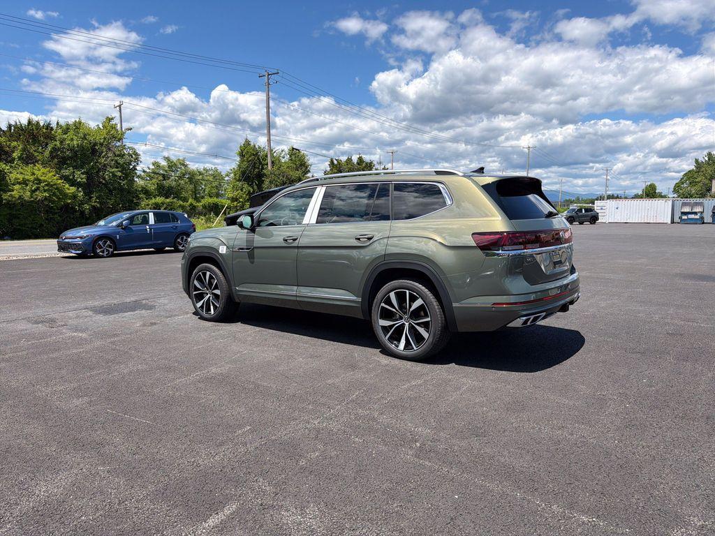 new 2026 Volkswagen Atlas car, priced at $52,618