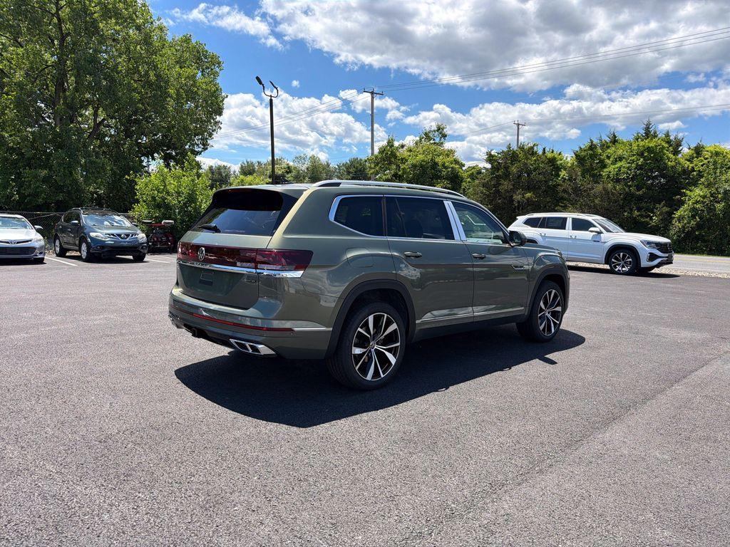 new 2026 Volkswagen Atlas car, priced at $52,618